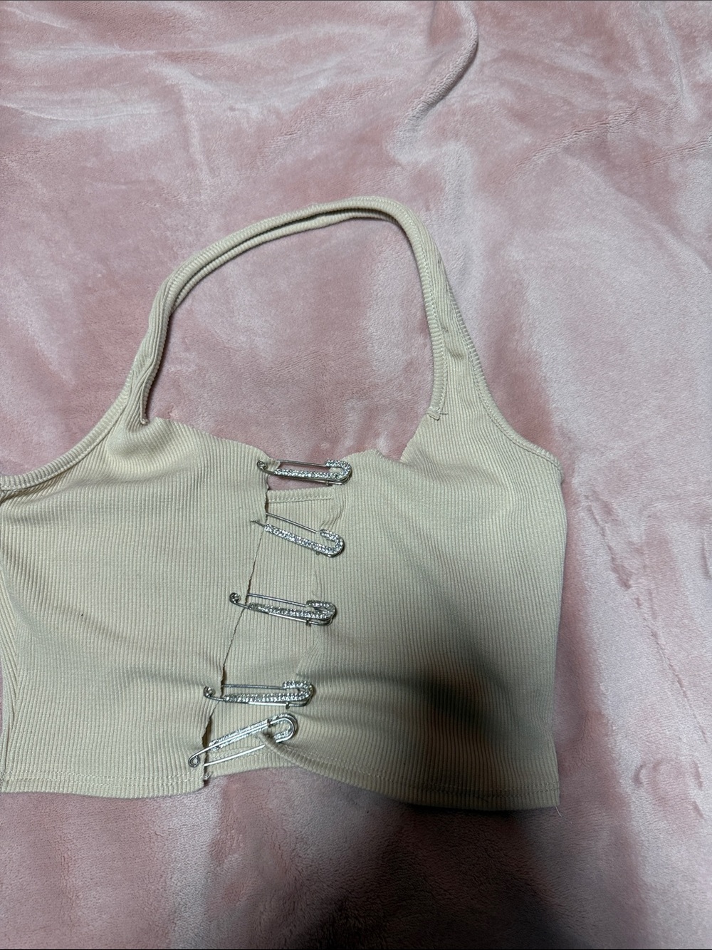 Beige Ribbed Safety-Pin Front Crop Tank Top